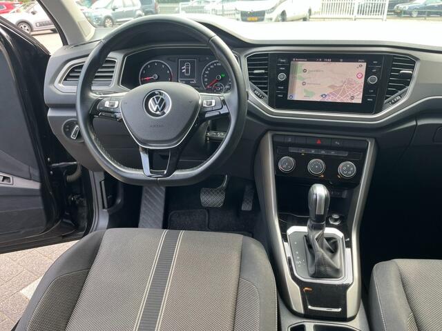 Volkswagen T-Roc 1.5 TSi 150pk Automaat Navi Carplay Airco bj2021