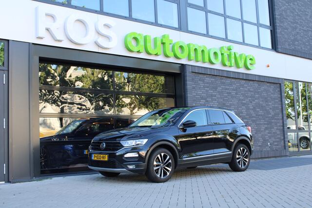 Volkswagen T-Roc 1.0 TSI Style Business | STOELVERWARMING | NAVI | PDC | CARPLAY |