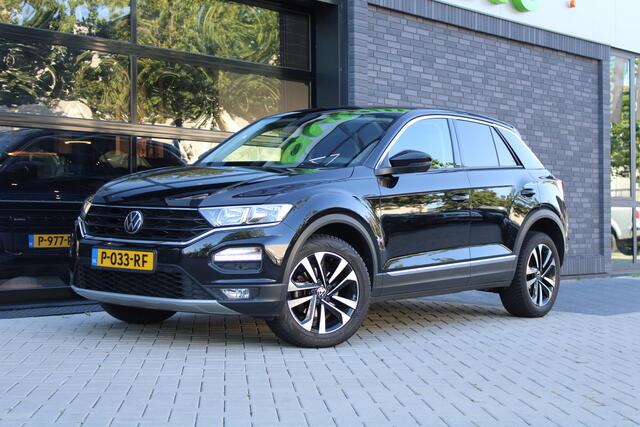 Volkswagen T-Roc 1.0 TSI Style Business | STOELVERWARMING | NAVI | PDC | CARPLAY |