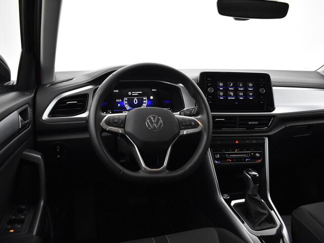 Volkswagen T-Roc 1.5 TSI 150pk DSG Life Edition · Camera · Side Assist · Parkeerassistent · Keyless · ACC · Apple/Android Car Play · 17"Velgen · 06-08-2028 of 100.000km