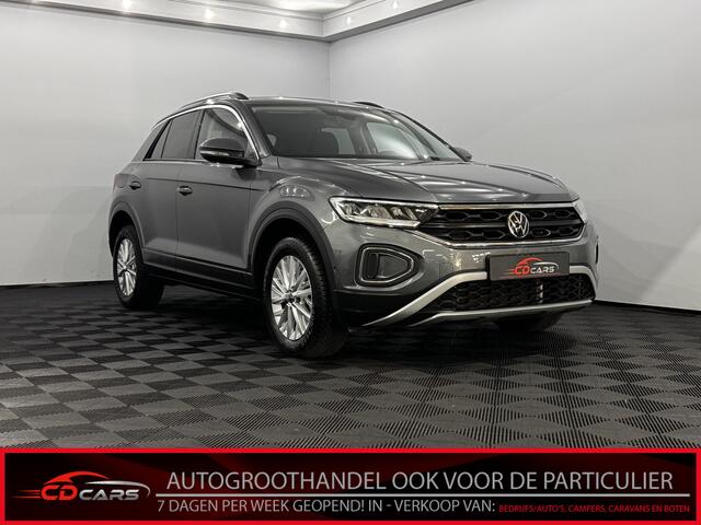 Volkswagen T-Roc 1.0 TSI Life Edition Clima, Parkeersensoren, Apple carplay, Virtual desk, Stoelverwarming, Cruise control, 2 Jaar garantie