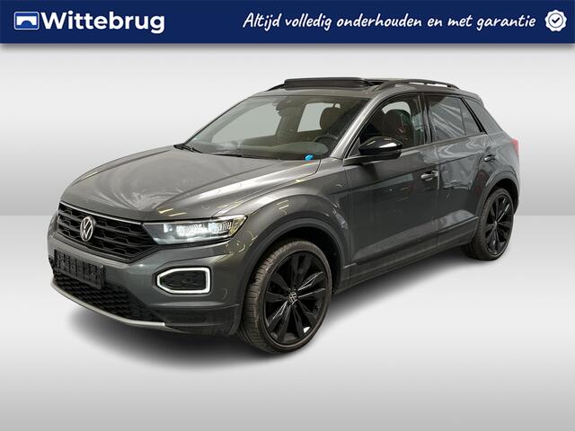 Volkswagen T-Roc 1.5 TSI 150 PK Sport / AUTOMAAT/ PANO/ ADAPT. CRUISE/ 19"LMV/ DIGITAL DASH/ STOEL VERWARM./ NAVI/ SPRAAKBEDIENING/ RIJ-MODI/ CLIMA/ BLUETOOTH