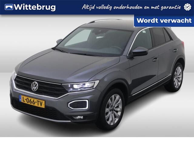 Volkswagen T-Roc 1.5 TSI 150 PKSport / ADAPT. CRUISE/ PARK. SENSOREN + CAMERA/ BLUETOOTH/ CLIMA/ LED/ 17" LMV