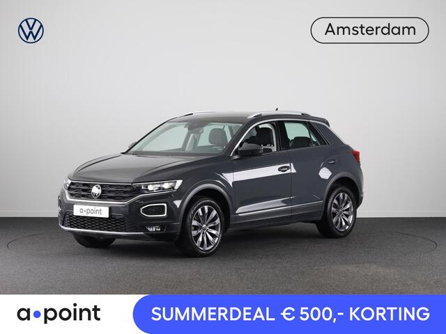 Volkswagen T-Roc 1.5 TSI Sport 150 pk Automaat (DSG) | Navigatie | Trekhaak | Parkeersensoren | Adaptieve cruise control | Elektr. achterklep |
