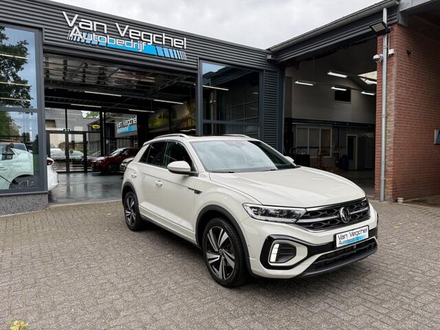 Volkswagen T-Roc 1.5 TSI R-LINE / MATRIX /PANORAMA /TREKHAAK / ADAPTIVE / VIRTUAL /MASSAGE
