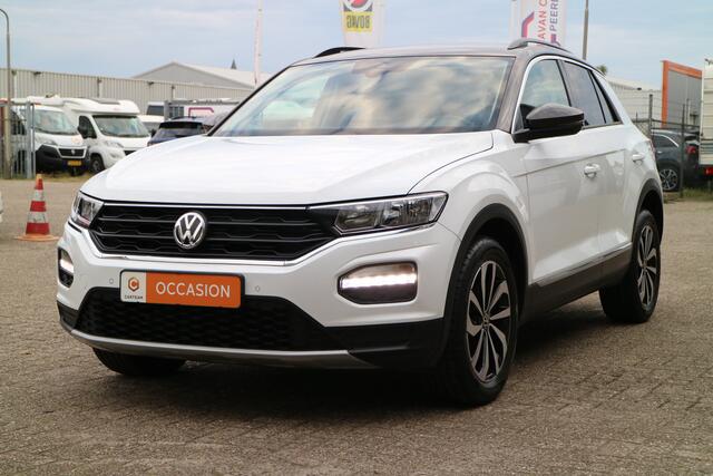 Volkswagen T-Roc 1.0 TSI Style | LED | Adaptive Cruise | Lane Assist |