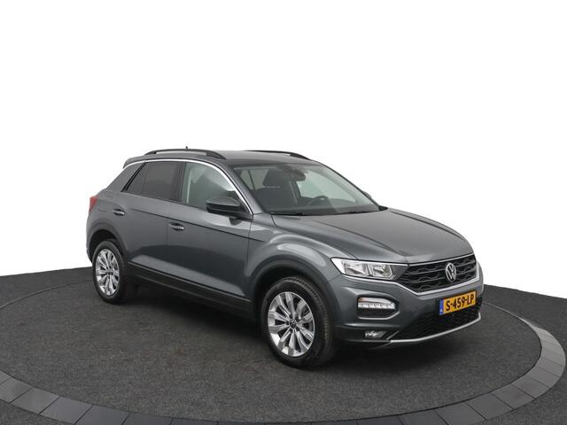 Volkswagen T-Roc 1.5 TSI Style | Parkeersensoren | Navigatie | Parkeercamera