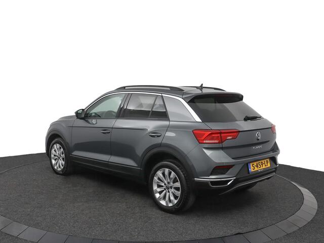 Volkswagen T-Roc 1.5 TSI Style | Parkeersensoren | Navigatie | Parkeercamera