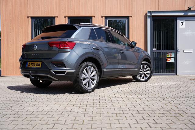 Volkswagen T-Roc 1.5 TSI Style | Facelift | Trekhaak | Camera