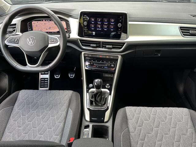 Volkswagen T-Roc 1.5 TSI 150pk Move | Navi | Carplay | Stoelverwarming | Rijlkaar incl. verlengde fabrieksgarantie