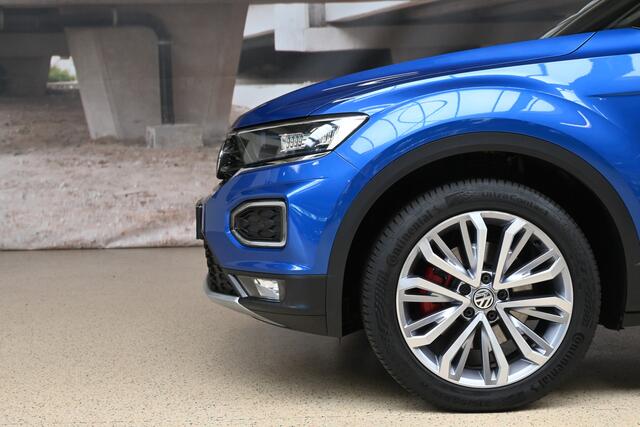 Volkswagen T-Roc 1.5 TSI 150pk Sport | Elek. klep | Trekhaak | Two-tone |