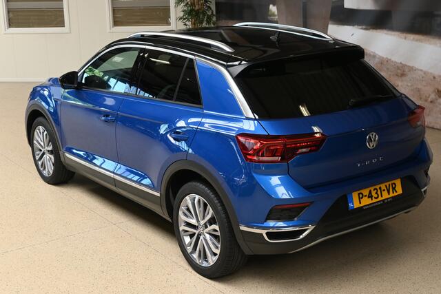 Volkswagen T-Roc 1.5 TSI 150pk Sport | Elek. klep | Trekhaak | Two-tone |