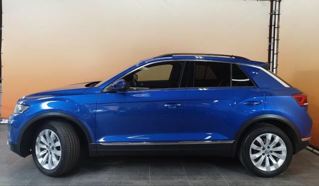 Volkswagen T-Roc 1.5 TSI Sport open dak | navi | carplay | cruise control | trekhaak