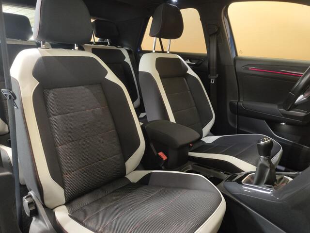 Volkswagen T-Roc 1.5 TSI Sport open dak | navi | carplay | cruise control | trekhaak