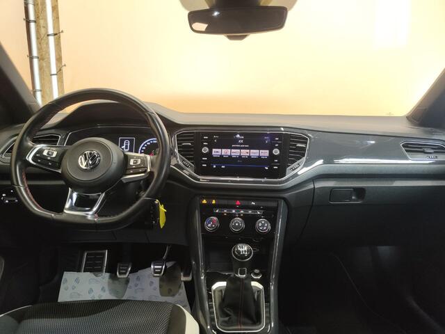 Volkswagen T-Roc 1.5 TSI Sport open dak | navi | carplay | cruise control | trekhaak