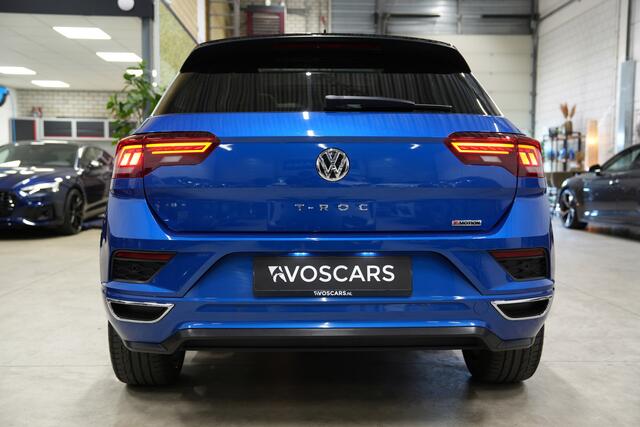 Volkswagen T-Roc 2.0 TSI 4Motion 3x R-Line DSG * Pano - Virtual - Trekhaak - 19" - Camera - ACC - App *
