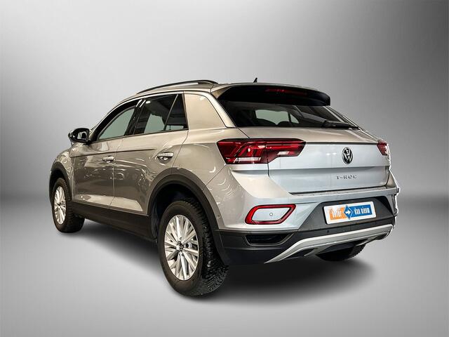 Volkswagen T-Roc 1.5 150pk TSI Life Edition Achteruitrijcamera 'Rear View' | Adaptive Cruise Control | Dodehoeksensoren