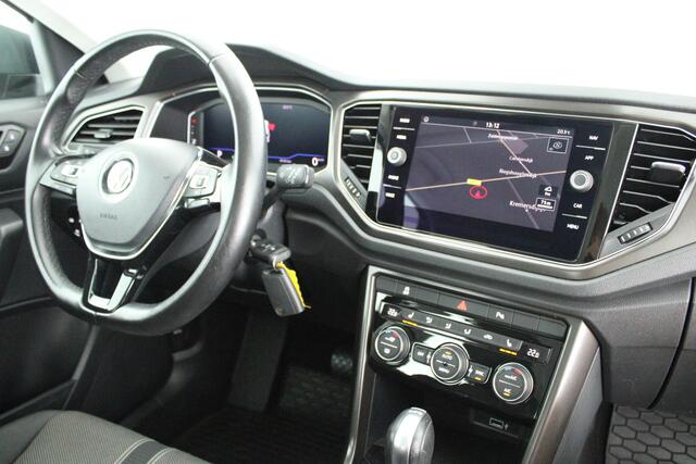 Volkswagen T-Roc 1.5 TSI 150pk DSG Style LED Virtual Cockpit Stoelverwarming