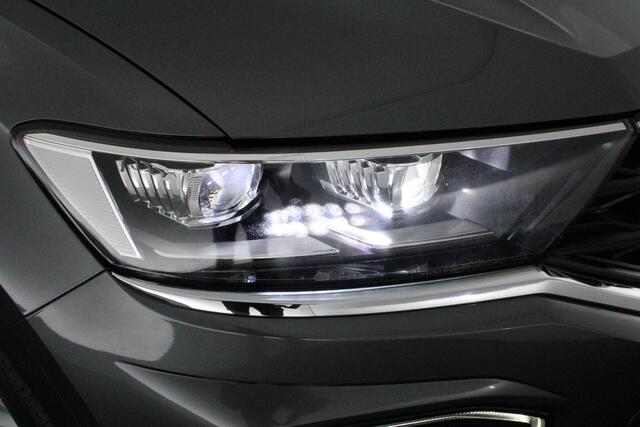 Volkswagen T-Roc 1.5 TSI 150pk DSG Style LED Virtual Cockpit Stoelverwarming