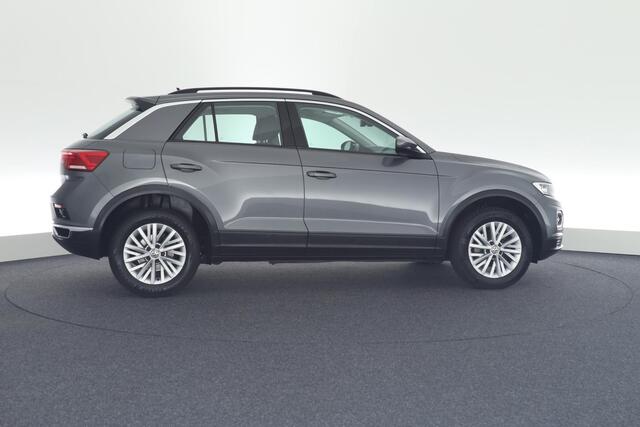Volkswagen T-Roc 1.5 TSI 150pk DSG Style LED Virtual Cockpit Stoelverwarming