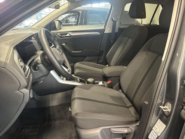 Volkswagen T-Roc 1.5 TSI 150pk DSG Life Edition · Keyless · Camera · Apple/Android Car Play · Navigatie · Stoelverwarming · 17'' Inch ·
