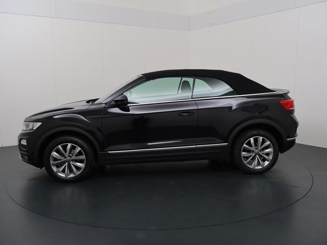 Volkswagen T-Roc Cabrio 1.0 TSI Style | 110 PK | Multifunctioneel stuurwiel | Adaptive Cruisecontrol | Achteruitrij camera