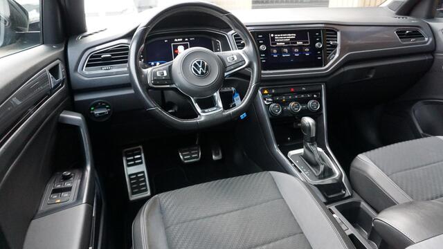 Volkswagen T-Roc 1.5 TSI 150PK DSG 3X R-Line Pano.Dak Virtual 19inch Suzuka LED Adaptive Cruise Control *79034km*