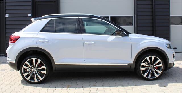 Volkswagen T-Roc 1.5 TSI 150Pk Sport | 1 eigenaar | Dealer onderhouden