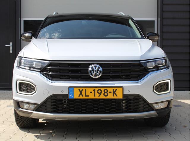 Volkswagen T-Roc 1.5 TSI 150Pk Sport | 1 eigenaar | Dealer onderhouden