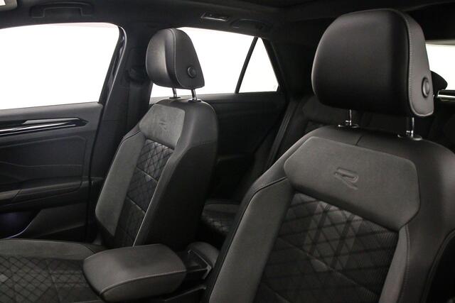 Volkswagen T-Roc R-Line 1.5 TSI 150pk DSG Automaat Panoramadak, Elektrische achterklep, LED matrix koplampen, Adaptive cruise control, Achteruitrijcamera, Navigatie