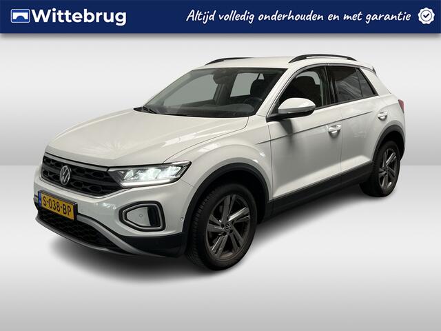 Volkswagen T-Roc 1.0 TSI Life 75 Edition / GARANTIE TM 01-2027/ ADAPT. CRUISE/ LED/ DAB/ CLIMA/ DIGITAL DASH/ APP-CONNECT/ PARK. SENSOREN + CAMERA/ NAVI/ BLUETOOTH/ 17" LMV
