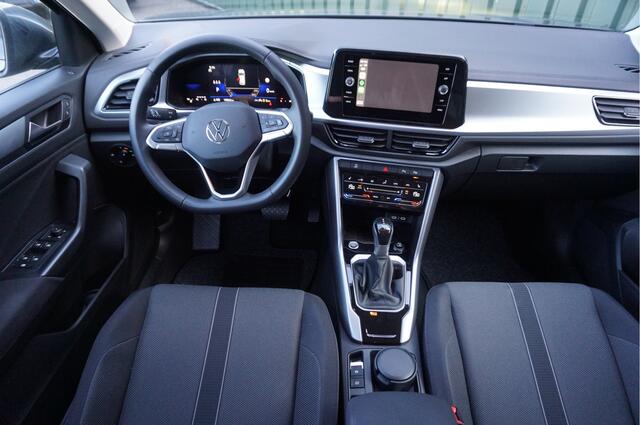 Volkswagen T-Roc 1.5TSI 150pk Automaat Life + Camera/ Carplay/ Navi/ Adapt.Cruise/ LED/ Nieuwstaat/ Garantie!