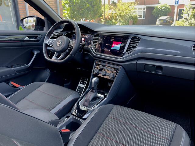 Volkswagen T-Roc 1.5 TSI BETAAL NU 14950 GRATIS 50/50 DEAL 2JR RENTEVRIJ FINANCIEREN