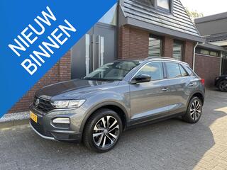 volkswagen-t-roc-1.5-tsi-iq-drive-a