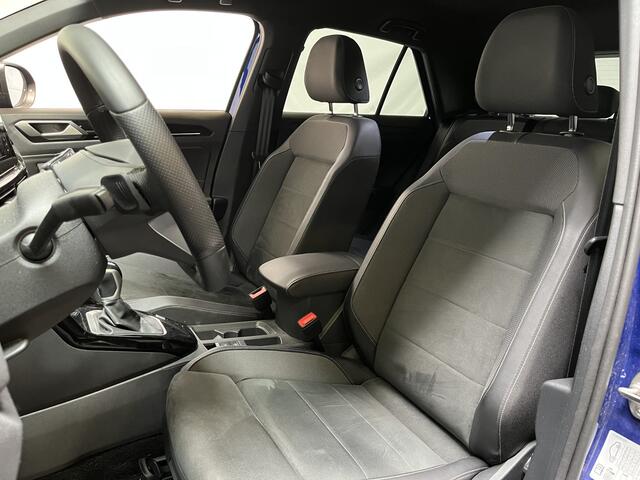 Volkswagen T-Roc 1.5 TSI 2X R-Line / AUTOMAAT/ BLACK STYLE/ KEYLESS/ ALCANTARA/ 19" LMV/ DIGITAL DASH/ MATRIX/ ADAPT. CRUISE/ PARK. SENSOREN + CAMERA/ CLIMA/ APP-CONNECT/ NAVI/ RIJ-MODI/ SPRAAKBEDIENING