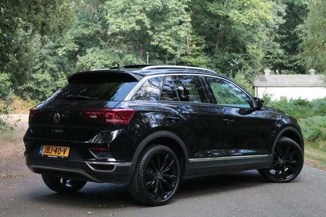 Volkswagen T-Roc 1.5 TSI Sport | Pano | ACC