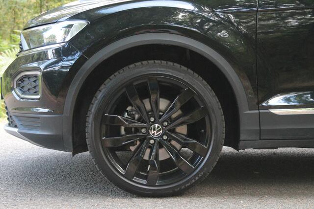 Volkswagen T-Roc 1.5 TSI Sport | Pano | ACC