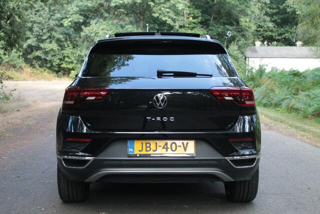 Volkswagen T-Roc 1.5 TSI Sport | Pano | ACC