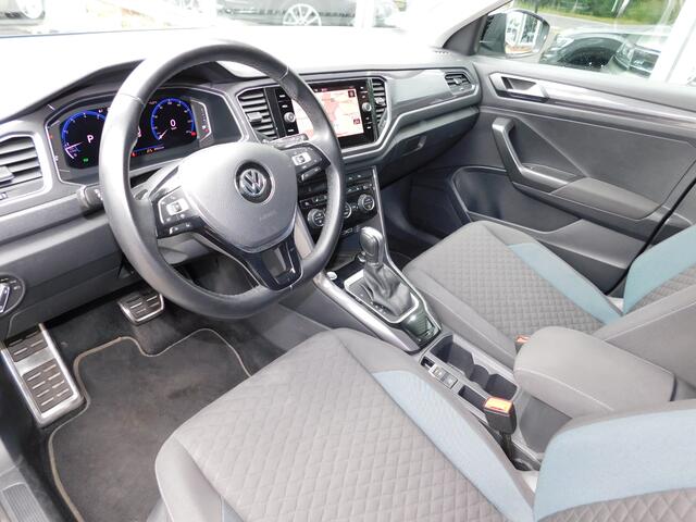Volkswagen T-Roc 1.5TSI 150PK DSG STYLE!! All-in Prijs! Trekhaak!