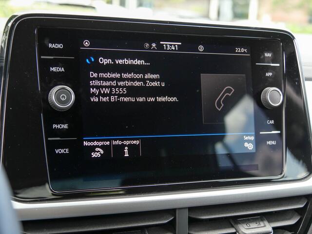Volkswagen T-Roc 1.0 TSI Life Edition | APPLE CARPLAY | PDC |