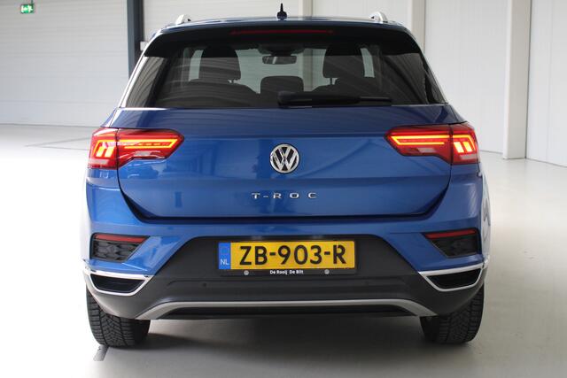 Volkswagen T-Roc 1.0 TSI Style Business Achteruitrijcamera | Climate Control | Active Info Display |
