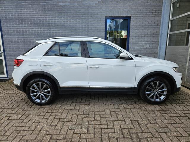 Volkswagen T-Roc 1.5 TSI Sport Inclusief Afleveringskosten