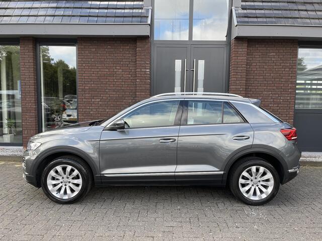 Volkswagen T-Roc 1.5 TSI Sport VIRTUAL DASHBOARD | ADAPTIVE CRUISE CONTROL | NAV | APP CONNECT | CAMERA | LED | TREKHAAK AFNB. | ELEC. A.KLEP