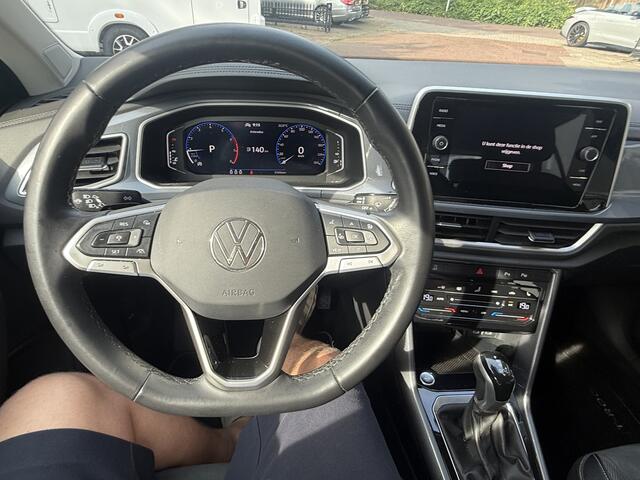 Volkswagen T-Roc 1.5 TSI Life Business 1e eigen 150pk Ascot grijs (krijt kleur)