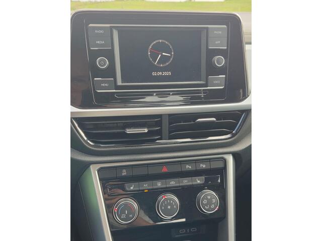 Volkswagen T-Roc 1.5 TSI Life Business