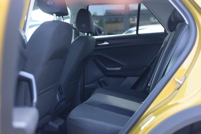 Volkswagen T-Roc 1.0 TSI STYLE UNITED | CAMERA | NAVI | CARPLAY