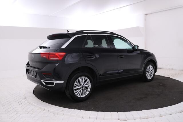 Volkswagen T-Roc 2.0 TDI Active Panorama dak, Digital dash, Climate.