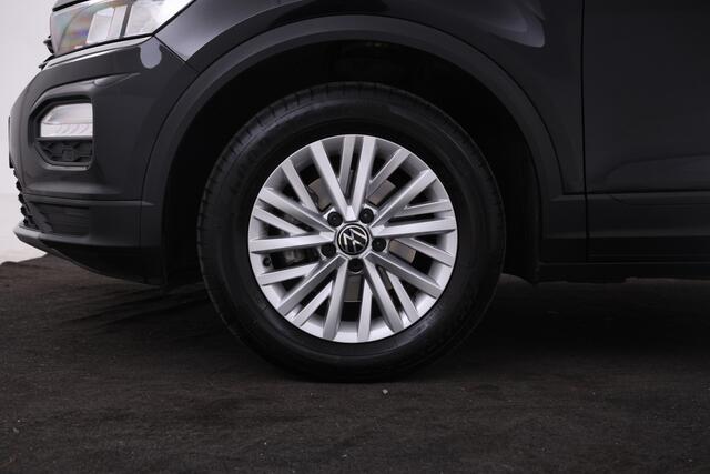 Volkswagen T-Roc 2.0 TDI Active Panorama dak, Digital dash, Climate.