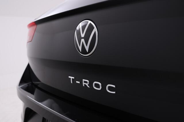 Volkswagen T-Roc 2.0 TDI Active Panorama dak, Digital dash, Climate.