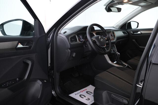 Volkswagen T-Roc 2.0 TDI Active Panorama dak, Digital dash, Climate.